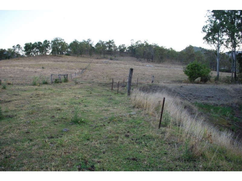 270 Mulgowie Rd, Townson QLD 4341