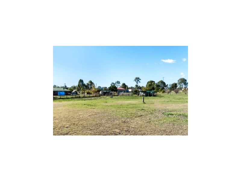 10 Acacia Court, Plainland QLD 4341