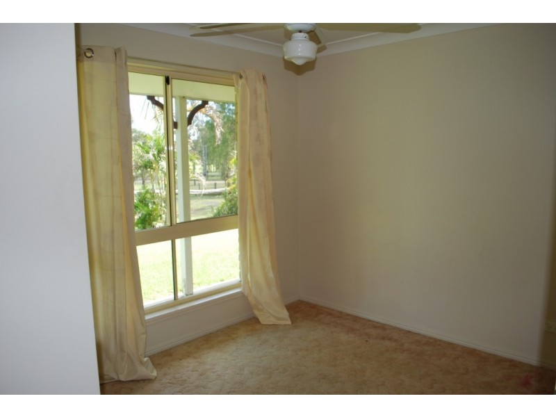 10 Lorikeet Rd, Regency Downs QLD 4341