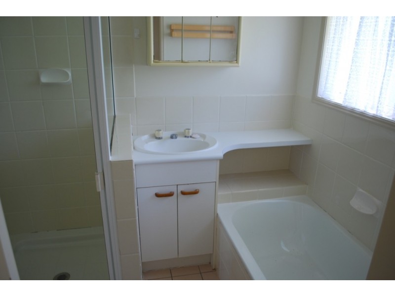 10 Lorikeet Rd, Regency Downs QLD 4341