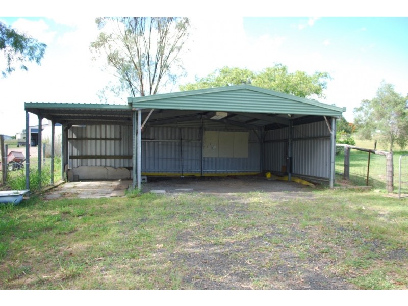 10 Lorikeet Rd, Regency Downs QLD 4341