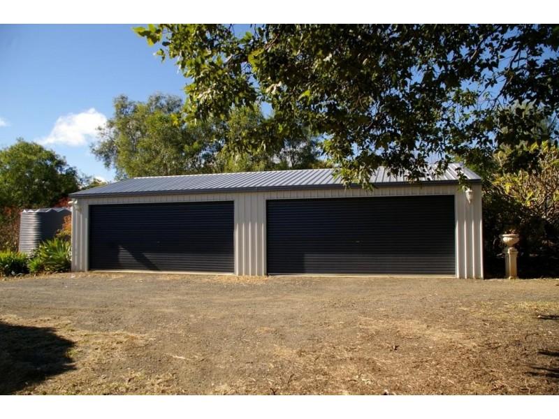 22 Waterhouse Road, Summerholm QLD 4341