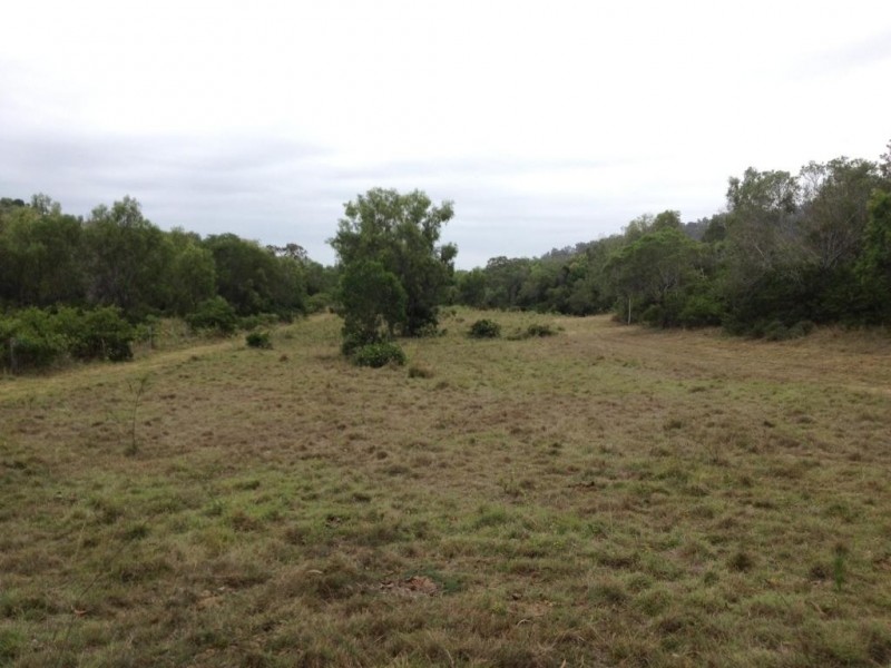 22 Waterhouse Road, Summerholm QLD 4341