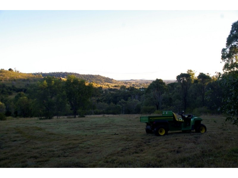 22 Waterhouse Road, Summerholm QLD 4341