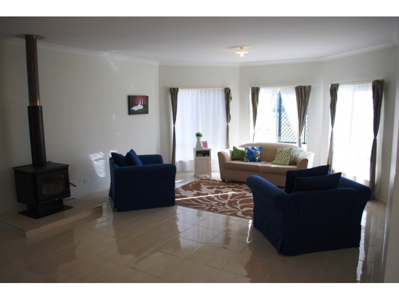 Kensington Grove QLD 4341