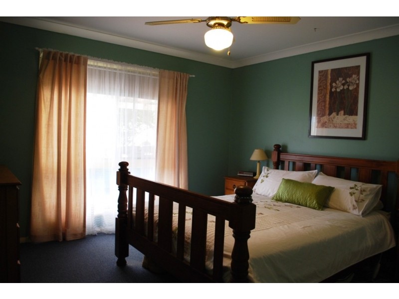 16 Whiteside Court, Laidley Heights QLD 4341