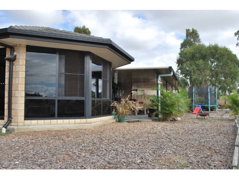 Kensington Grove QLD 4341