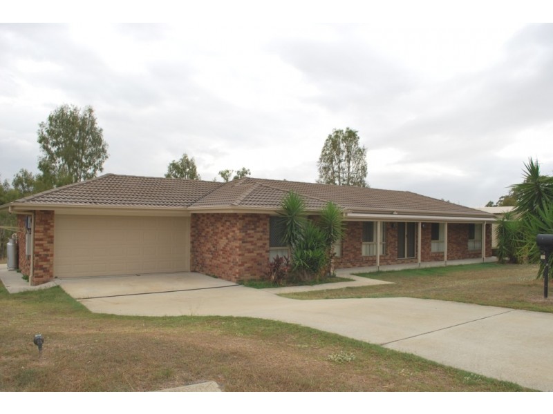 4 Appleby Close, Kensington Grove QLD 4341