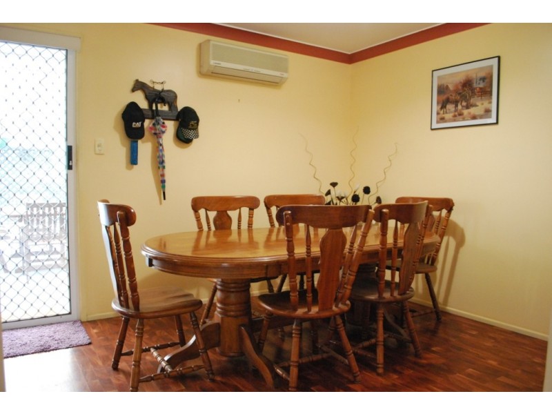 2 Lawrence Court, Regency Downs QLD 4341