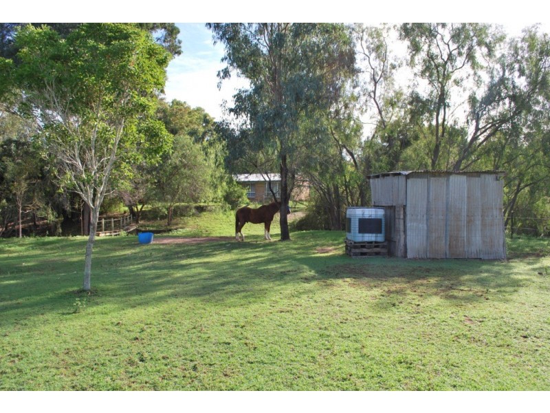 2 Lawrence Court, Regency Downs QLD 4341