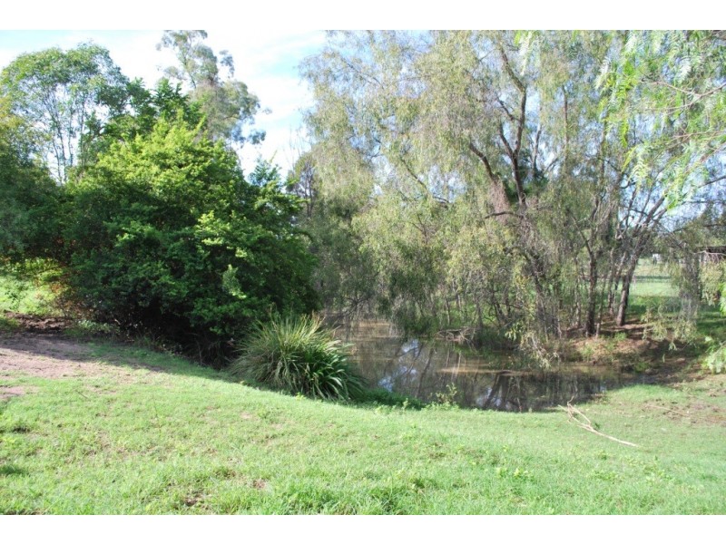 2 Lawrence Court, Regency Downs QLD 4341