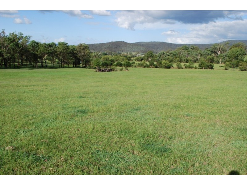 56 Laidley Creek West Road, Mulgowie QLD 4341