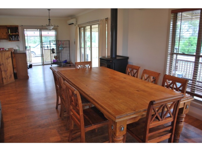 101 Thallon Road, Kensington Grove QLD 4341