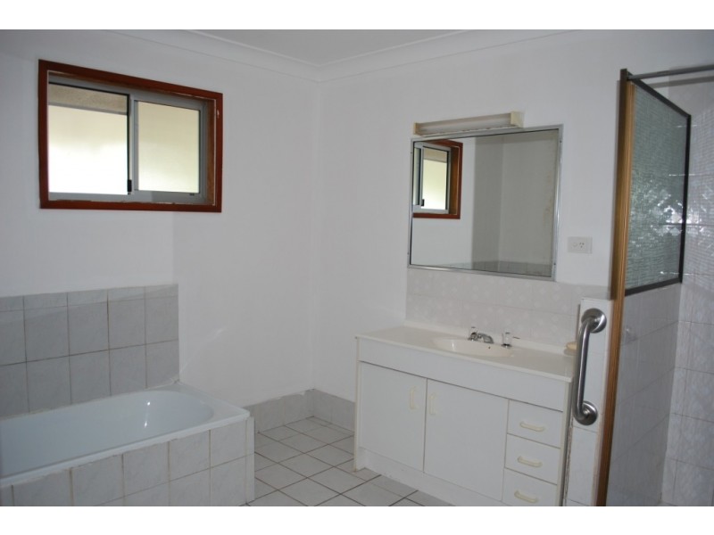 19 Wheatley Court, Regency Downs QLD 4341