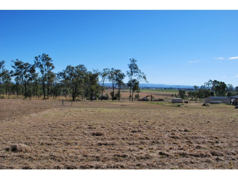 5 Thredbo Ct, Regency Downs QLD 4341