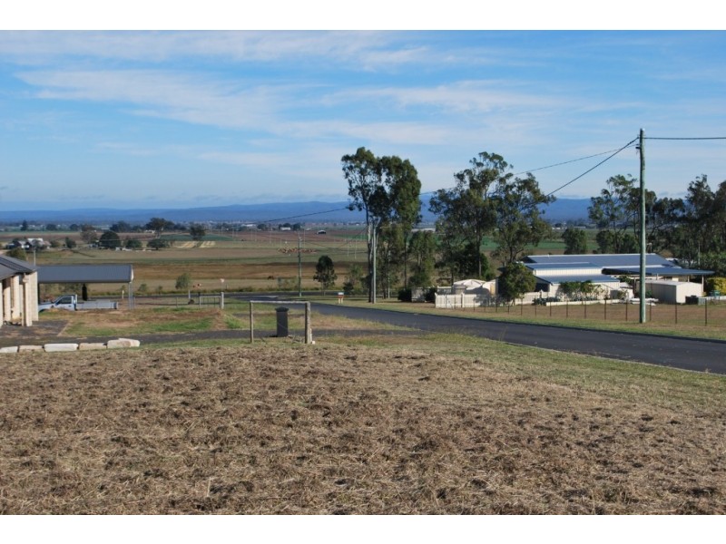 5 Thredbo Ct, Regency Downs QLD 4341