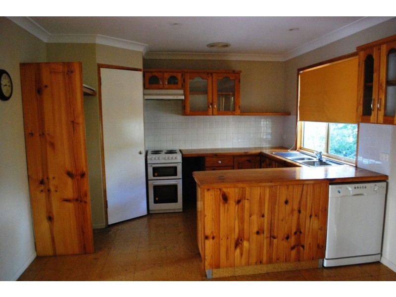 65A Thallon Road, Kensington Grove QLD 4341