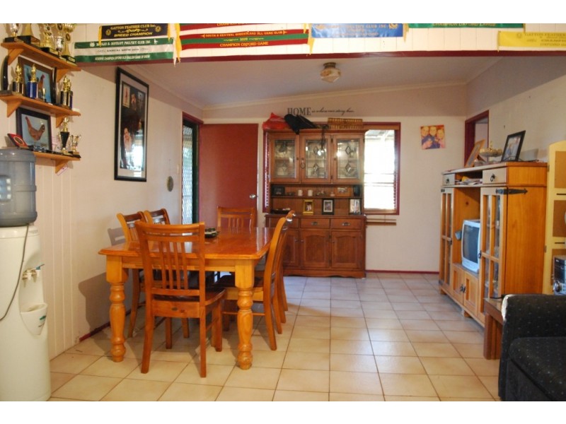 6 Hein Rd, Regency Downs QLD 4341