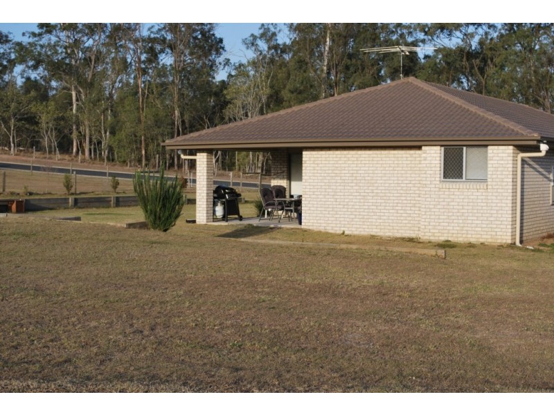 14 White Gums Road, Hatton Vale QLD 4341