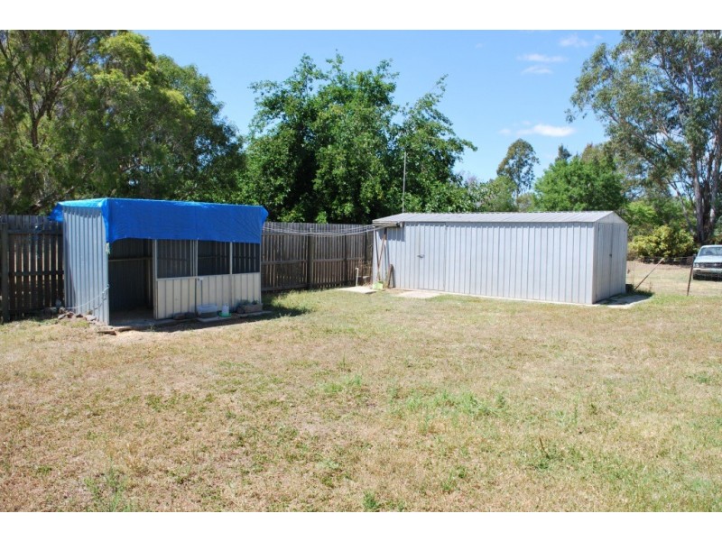 32 John St, Laidley QLD 4341