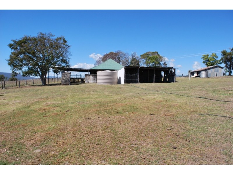 4 Sippel Road, Laidley Heights QLD 4341