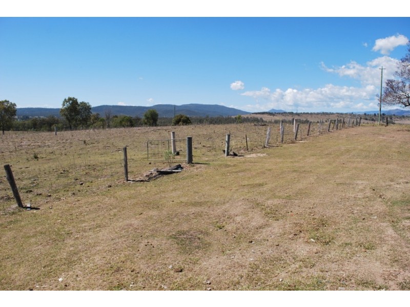 4 Sippel Road, Laidley Heights QLD 4341