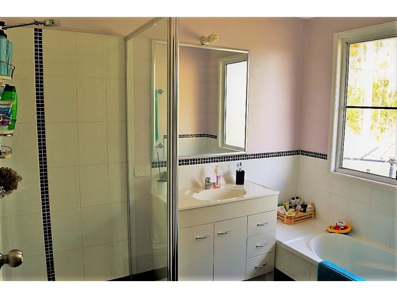 10 Wyman Close, Laidley QLD 4341