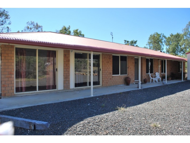 12 Walter Crt, Glenore Grove QLD 4342