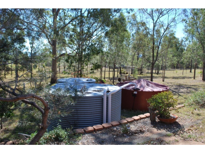 12 Walter Crt, Glenore Grove QLD 4342