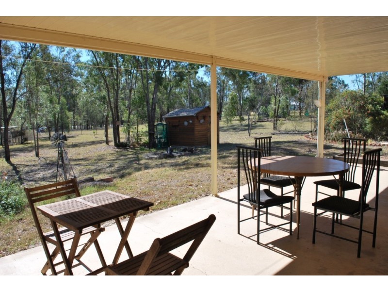 12 Walter Crt, Glenore Grove QLD 4342