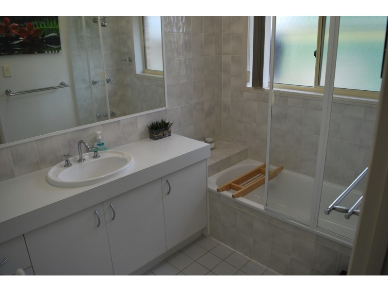 7 Grebe Court, Laidley Heights QLD 4341