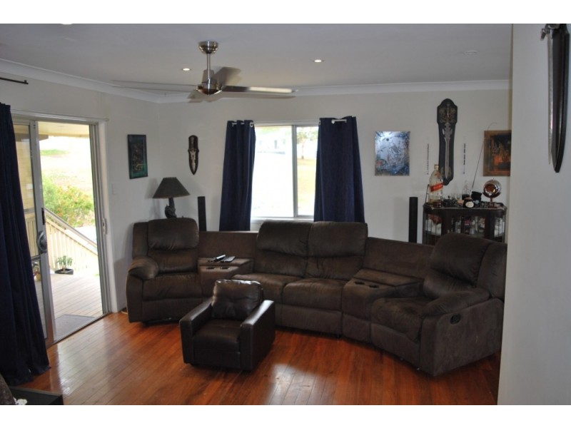 11 Church St, Laidley QLD 4341