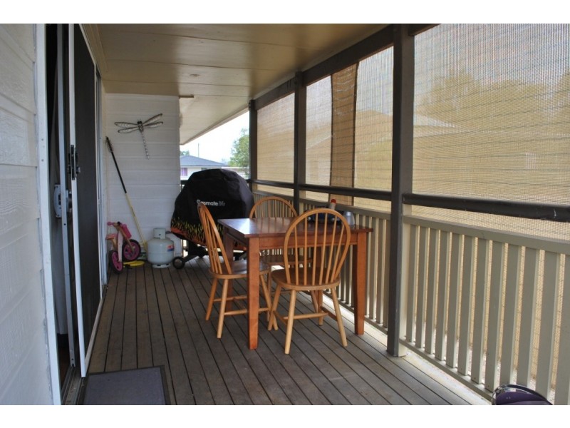 11 Church St, Laidley QLD 4341