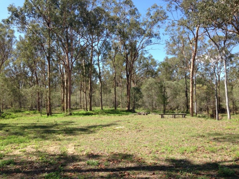 4 Challenge Ave, Kensington Grove QLD 4341