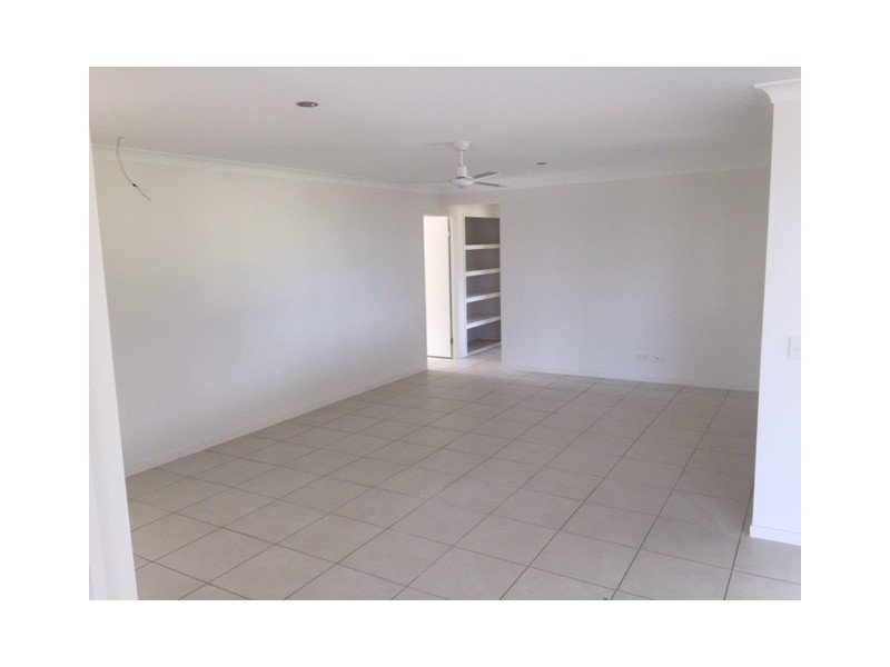 5 Thredbo Court, Regency Downs QLD 4341