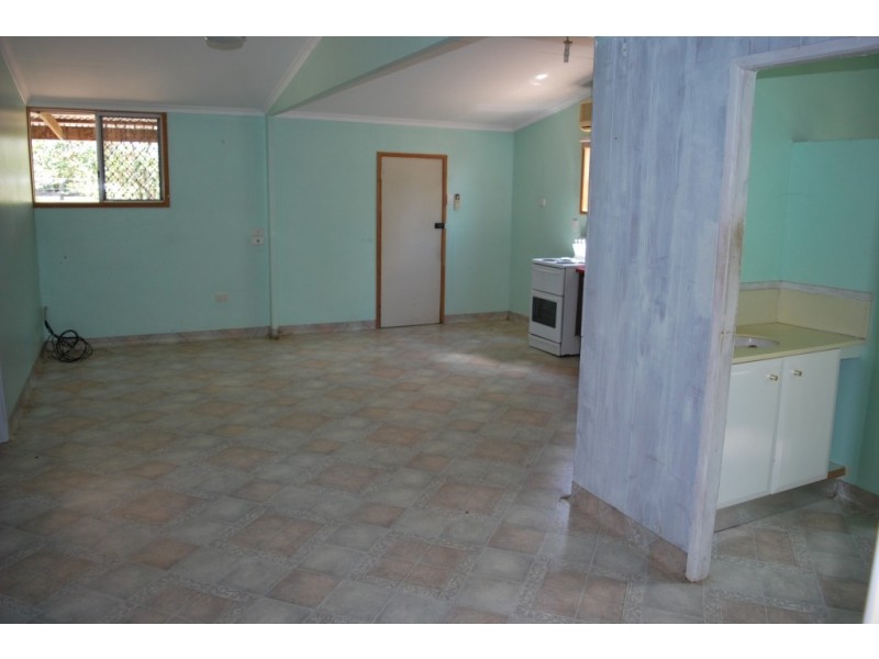1 Mischke Rd, Kentville QLD 4341