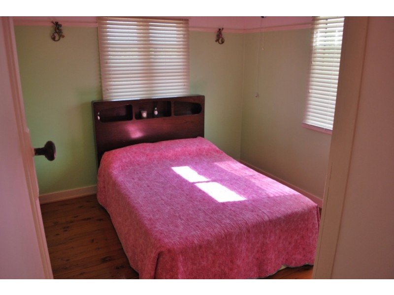 3 Brolga Court, Regency Downs QLD 4341