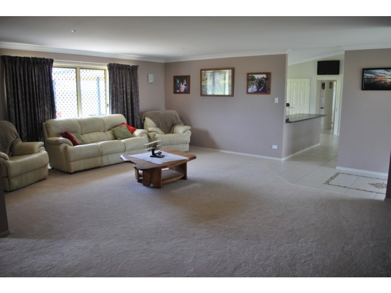 Lockyer Waters QLD 4311