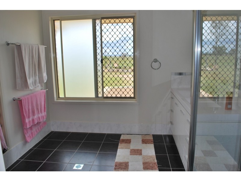 Lockyer Waters QLD 4311