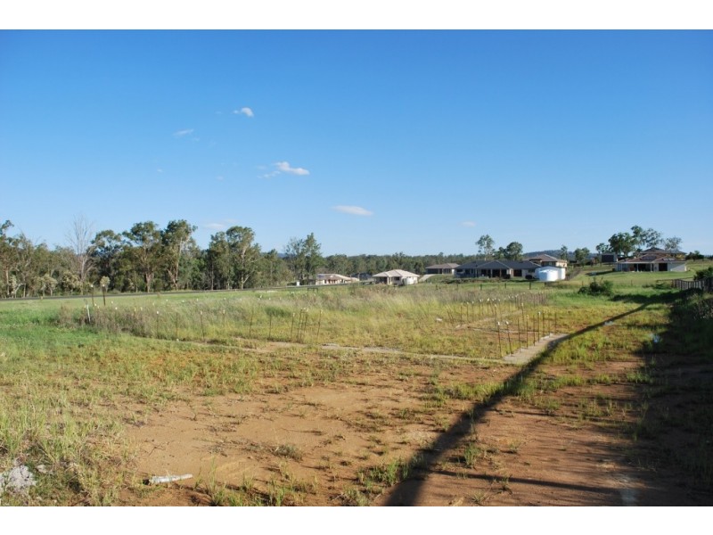 1 Nagle Crescent, Hatton Vale QLD 4341