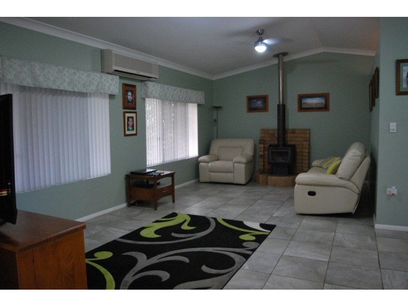 9 Hewett Dr, Regency Downs QLD 4341