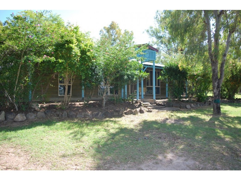 2 Brown Court, Laidley Heights QLD 4341