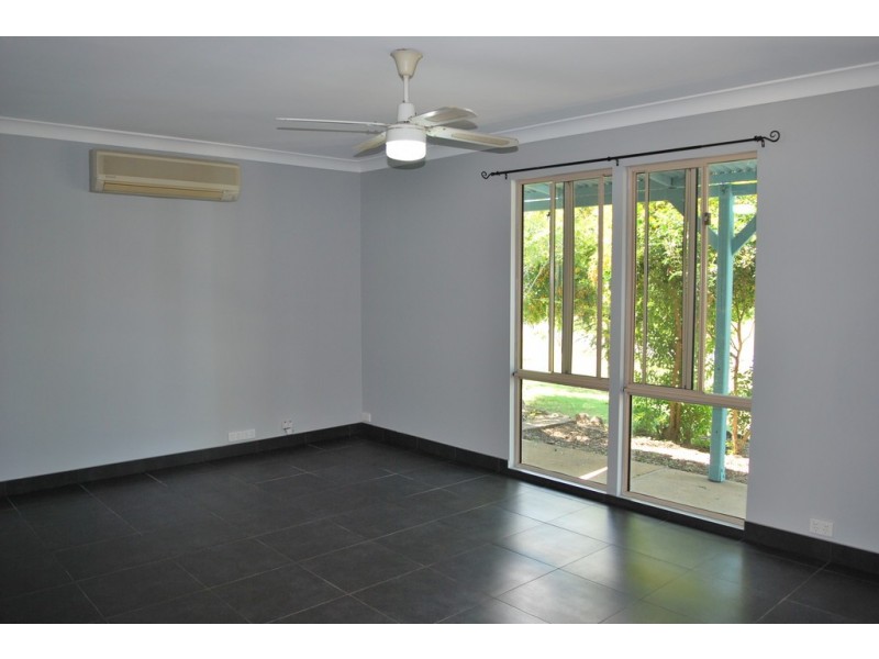 2 Brown Court, Laidley Heights QLD 4341