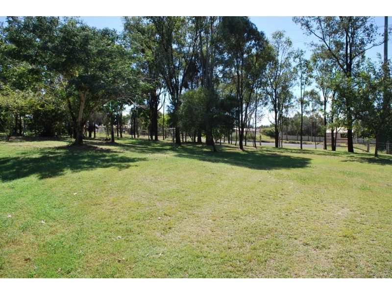 2 Brown Court, Laidley Heights QLD 4341
