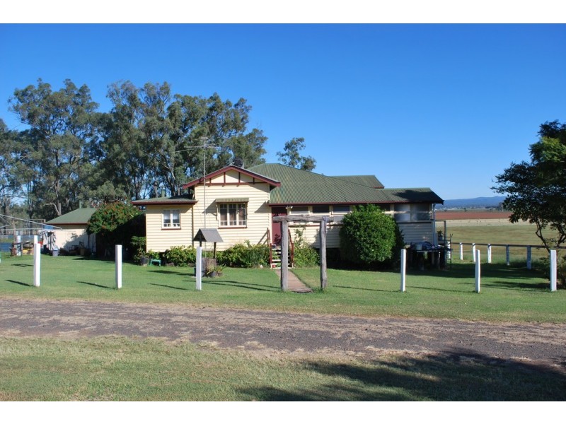 Lawes QLD 4343