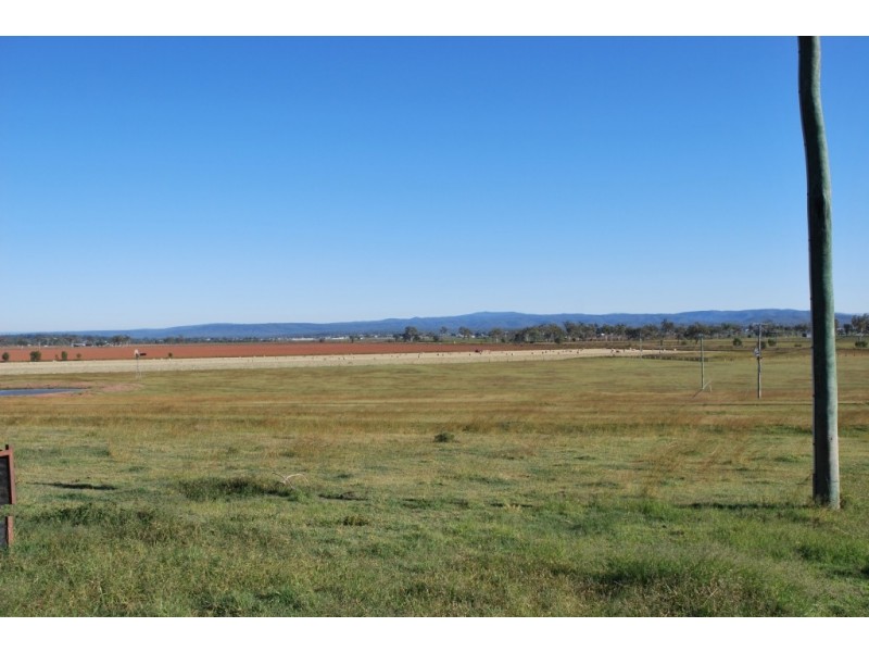 Lawes QLD 4343