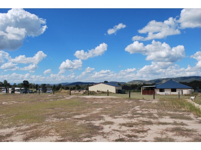 13 Granzien Road, Hatton Vale QLD 4341