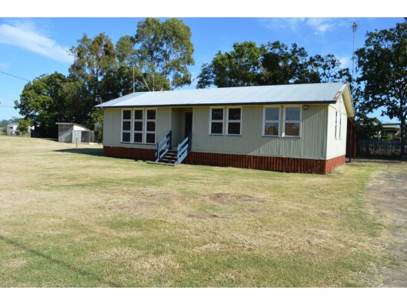 7 Kent Street, Forest Hill QLD 4342
