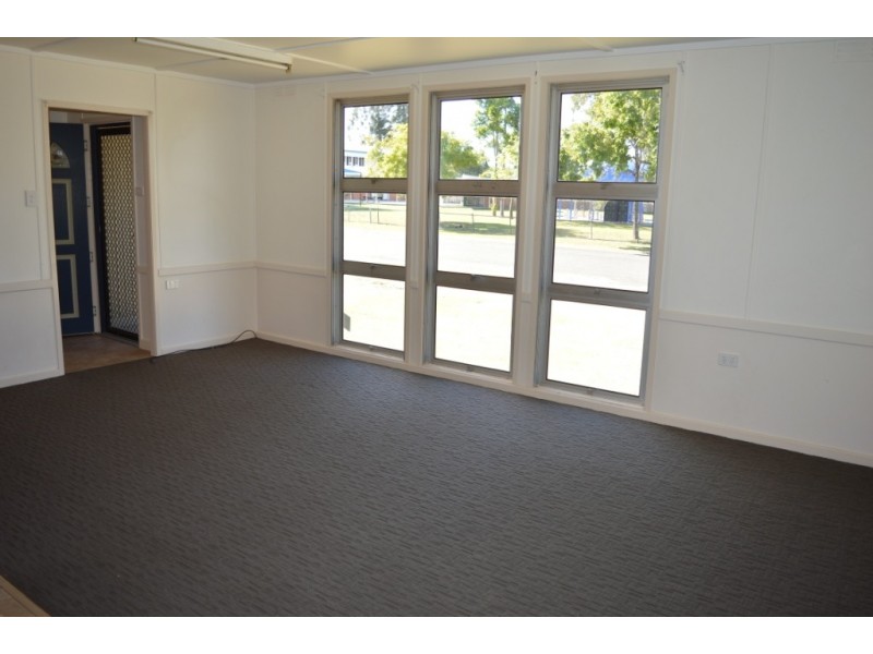 7 Kent Street, Forest Hill QLD 4342