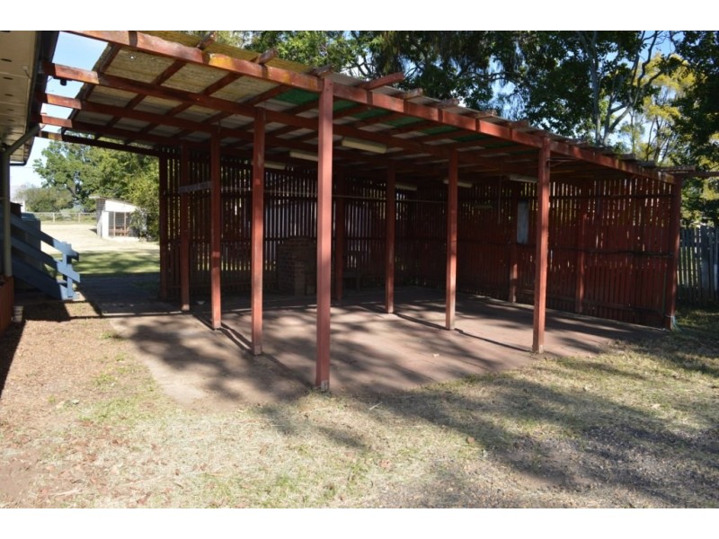 7 Kent Street, Forest Hill QLD 4342